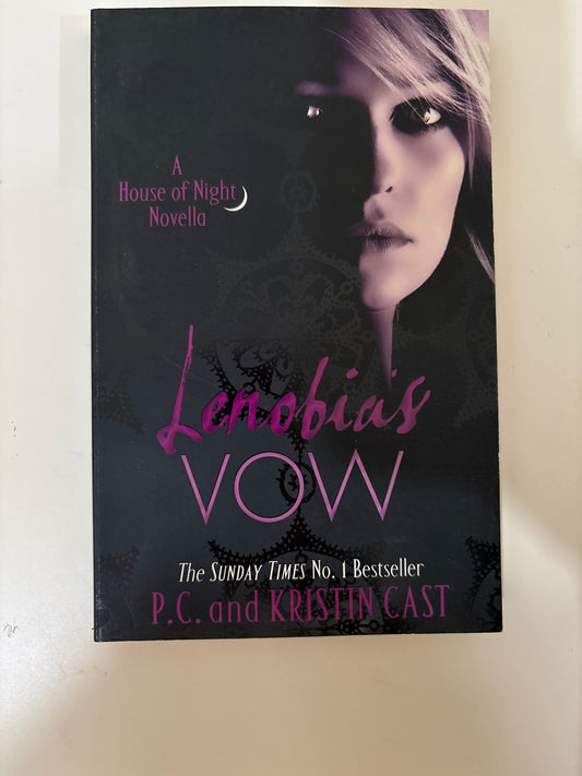 Lenobia’s Vow by P.C Cast and Kristin Cast (Paperback)