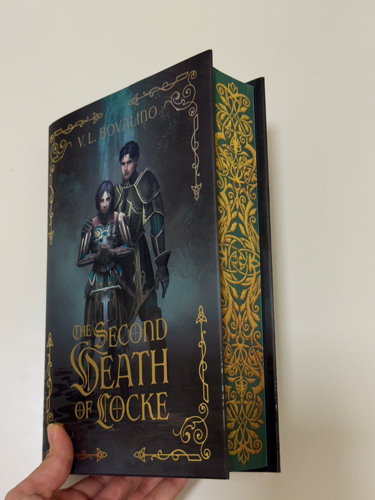 Illumicrate: The second death of Locke by V.L. bovalino (Hardcover)