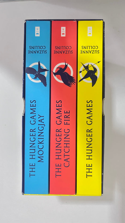 Hunger games Triology by Suzanne Collins (Paperback)