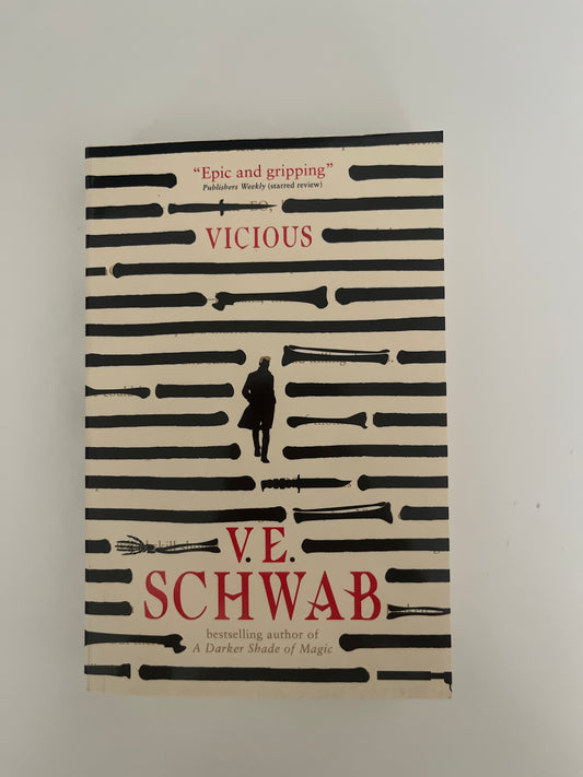 Vicious by V.E. Schwab (Paperback)