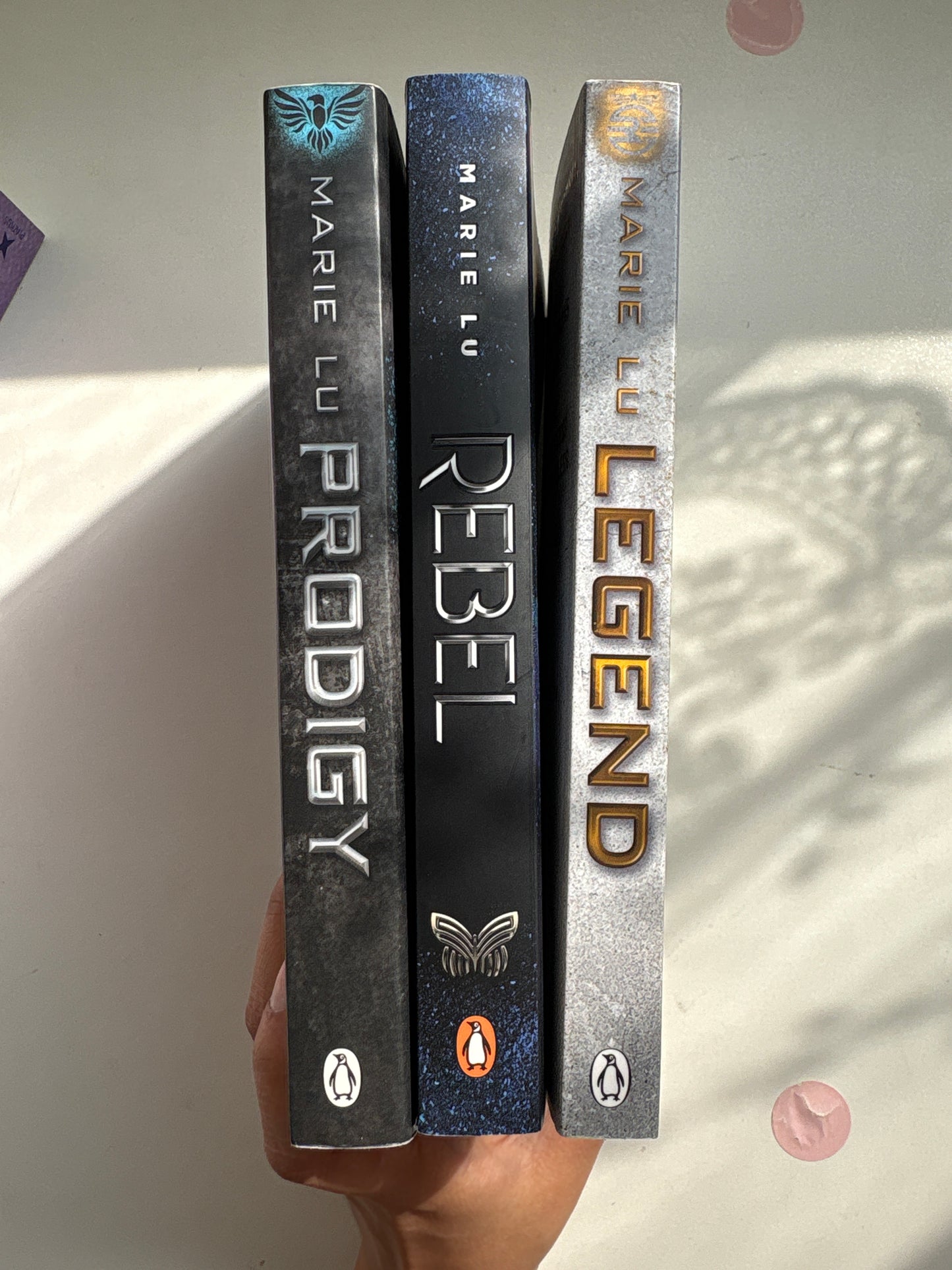 Legend trilogy by Marie Lu (Paperback)