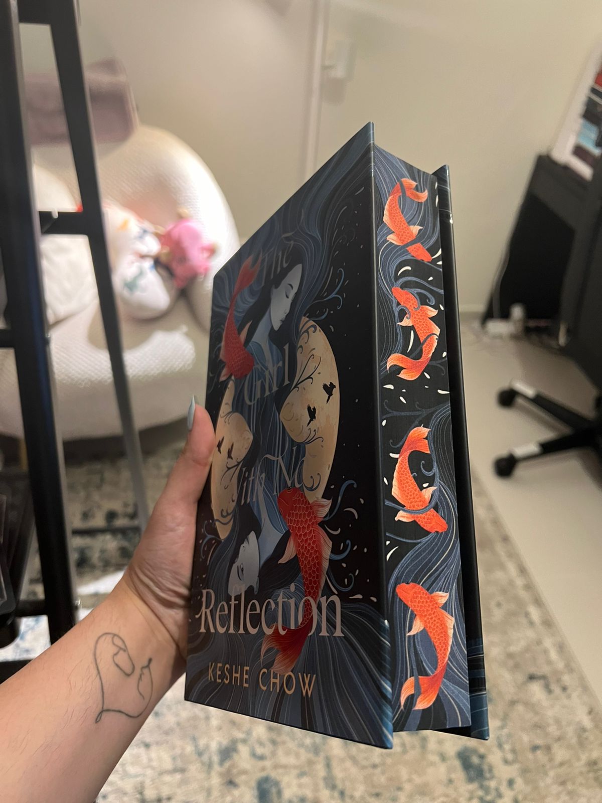 Fairyloot: The Girl With No Reflection by Keshe Chow (Hardcover)