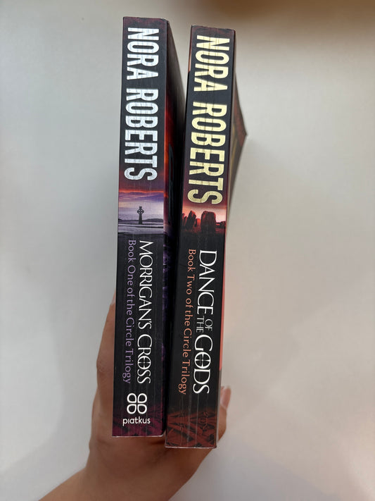 The circle Duology by Nora Roberts (Paperback)