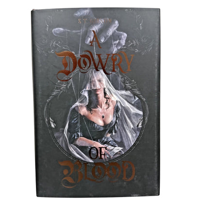 Bookishbox: A dowry of blood by St Gibson (Hardcover)