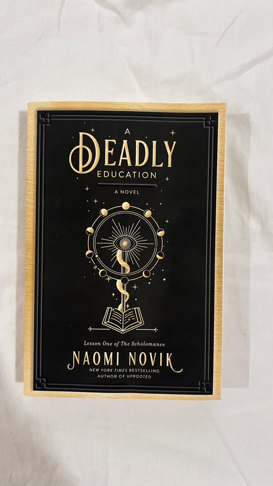 A Deadly Education by Naomi Novik (Paperback)