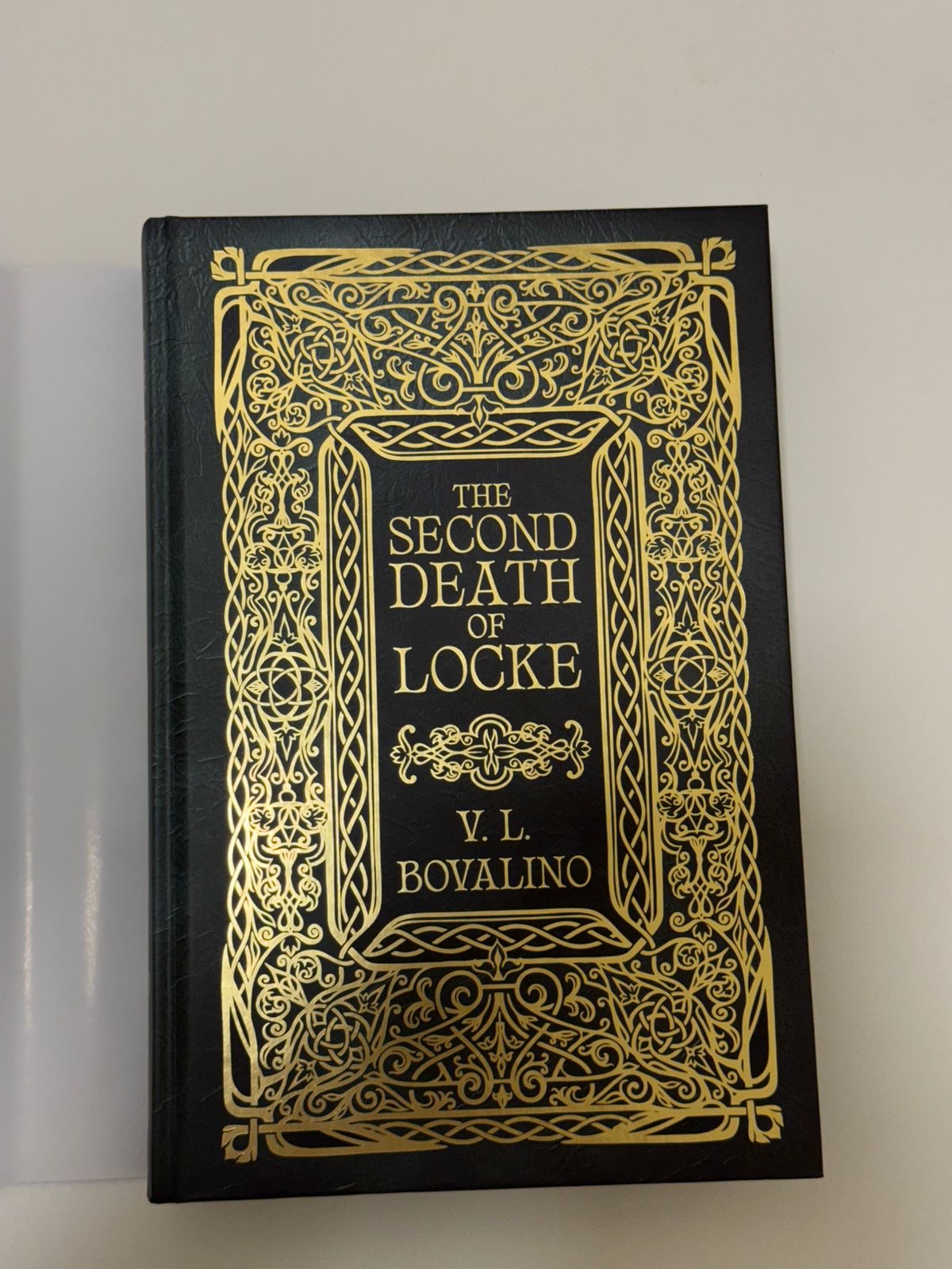 Illumicrate: The second death of Locke by V.L. bovalino (Hardcover)