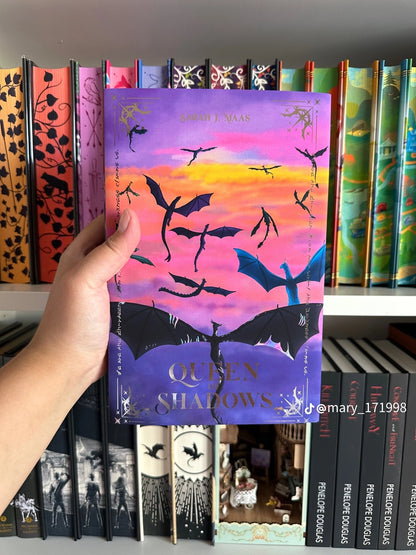 Acrylipics: Throne of Glass Series by Sarah J. Maas (Hardcover)