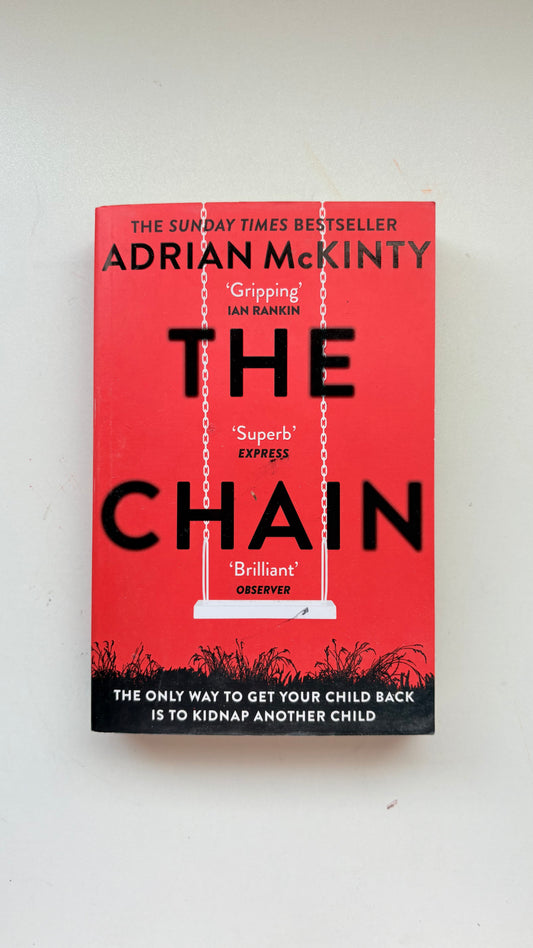 The chain by Adrian McKinty (Paperback)
