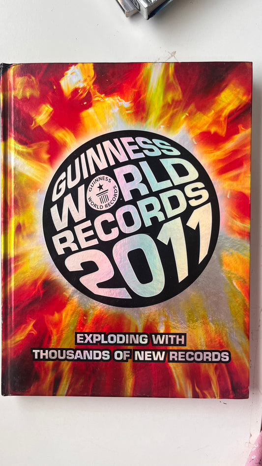 Guiness World Record 2011 (Hardcover)