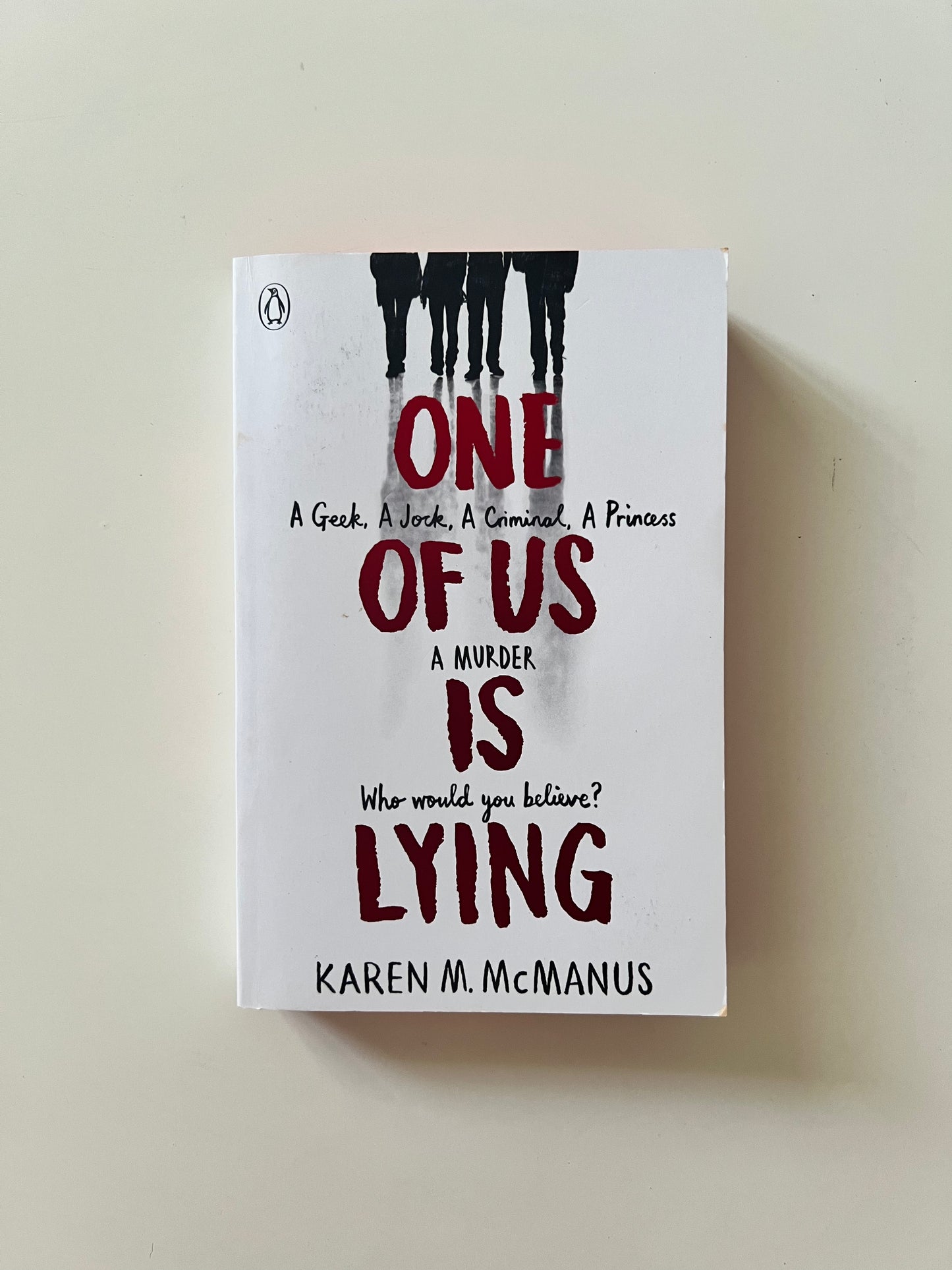 One of us is Lying by Karen M. McManus (Sprayed Edges)
