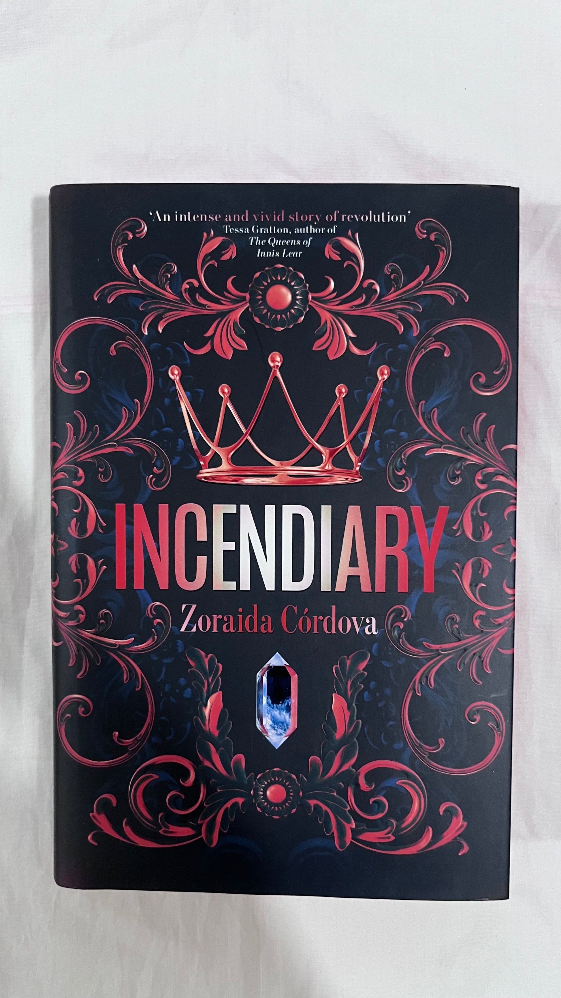 Incendiary – A FairyLoot exclusive edition of a spellbinding fantasy novel.