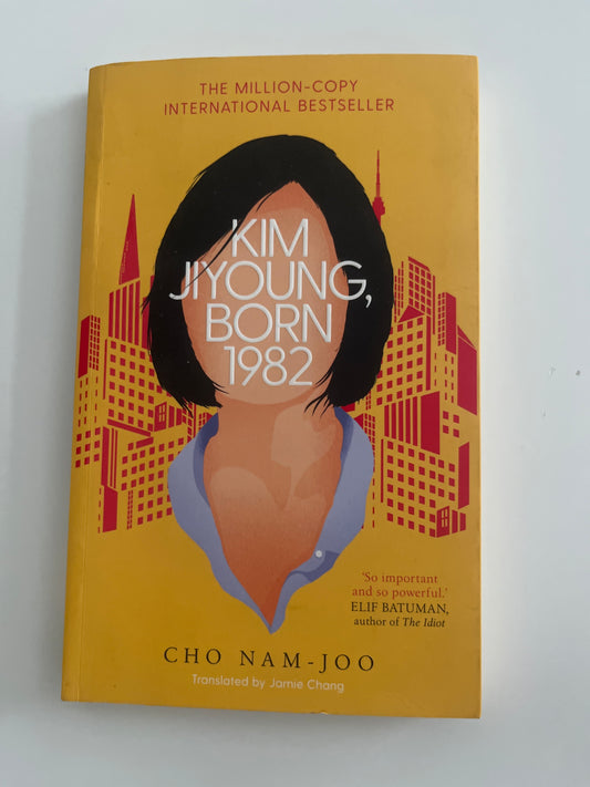 Book cover of 'Kim Young Born 1982' by Cho Nam-Joo on a white background