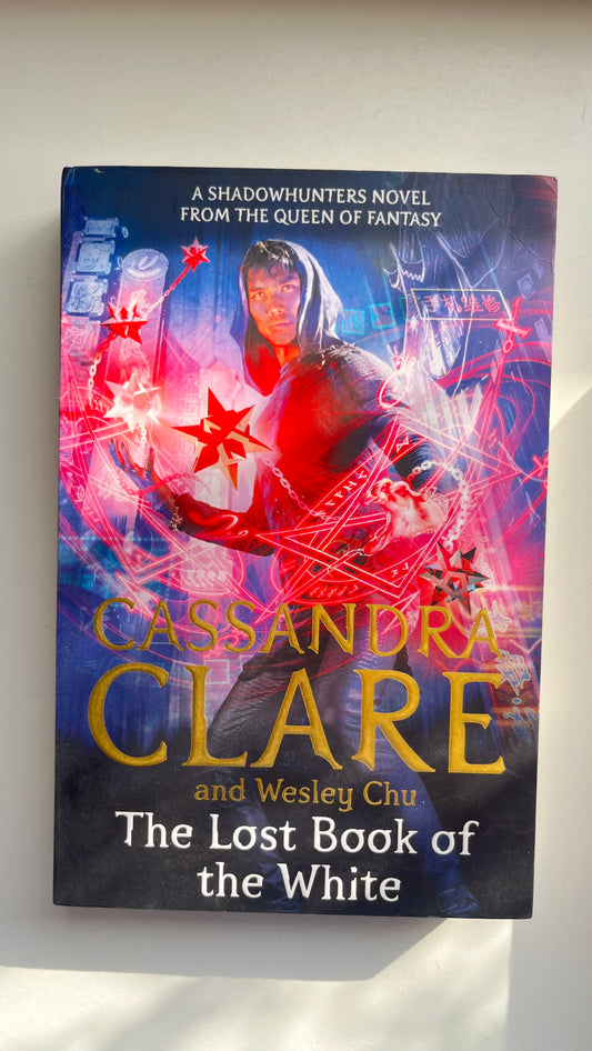 The Lost Book of White – A Shadowhunters fantasy adventure with Magnus Bane.