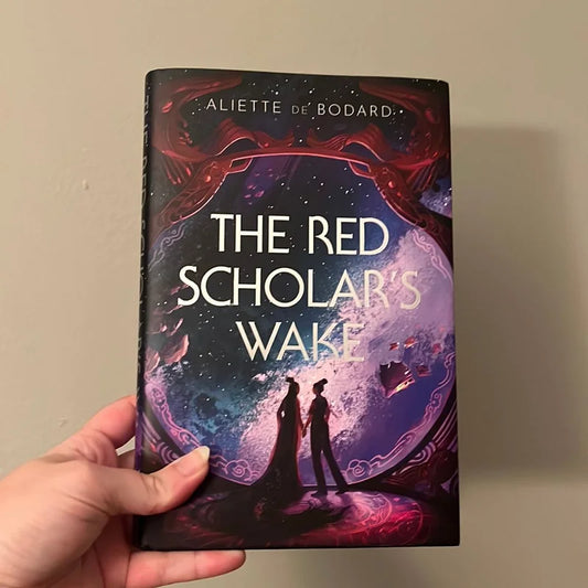The Red Scholar’s Wake – A sci-fi love story aboard a sentient ship.