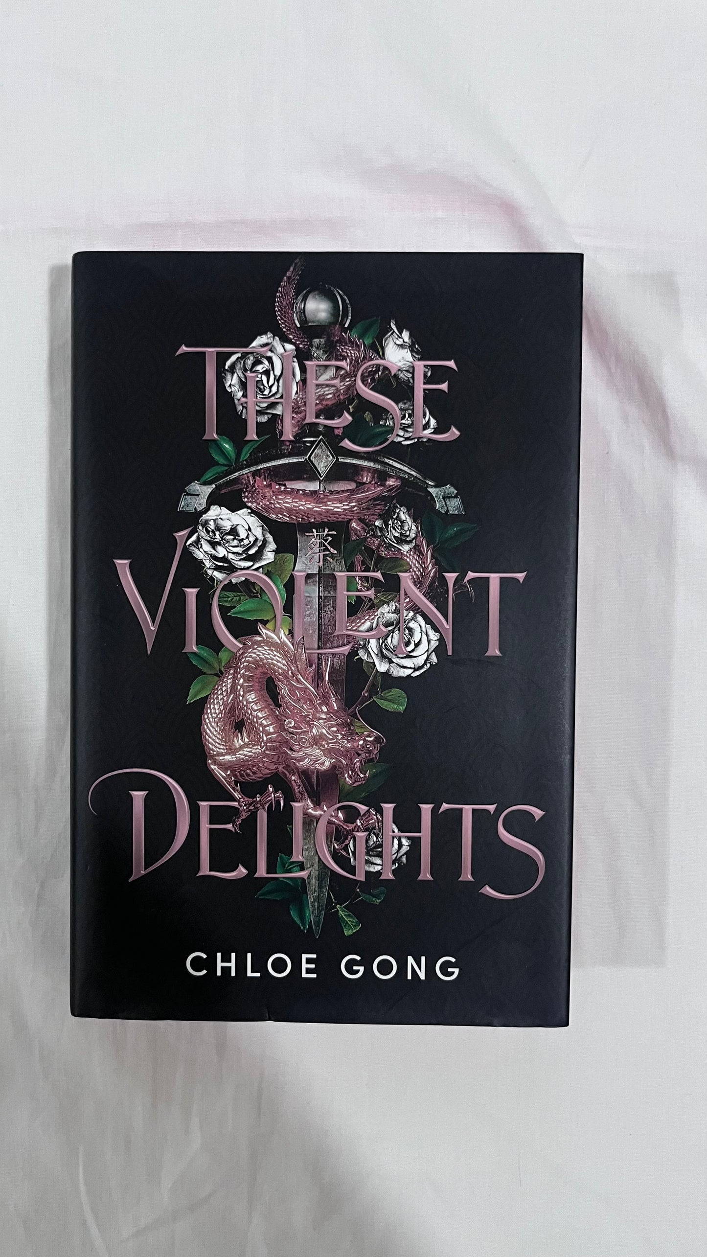 These Violent Delights – A breathtaking FairyLoot special edition.