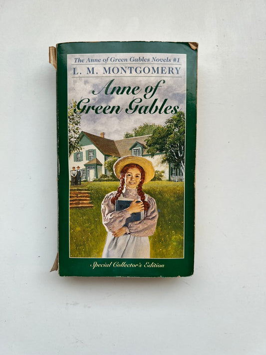 Anne of Green Gables by L M Montgomery (Paperback)