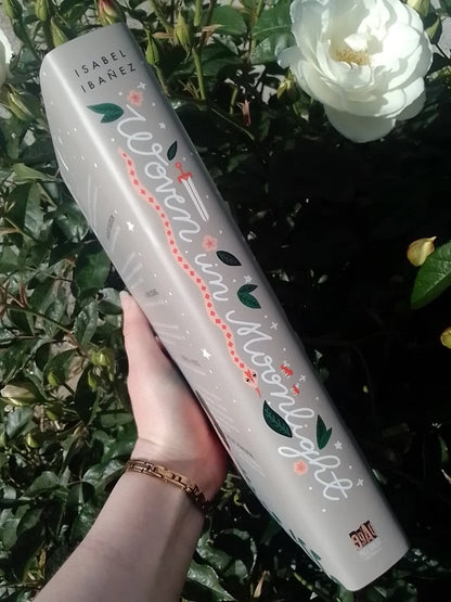Fairyloot: Woven in moonlight by Isabel Ibañez (Hardcover)