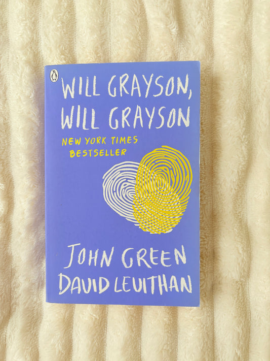 Book cover of 'Will Grayson, Will Grayson' by John Green and David Levithan on a textured beige background